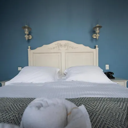 Boutique Anagennisis 4*