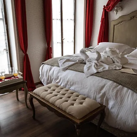 Boutique Anagennisis Hotel 4*
